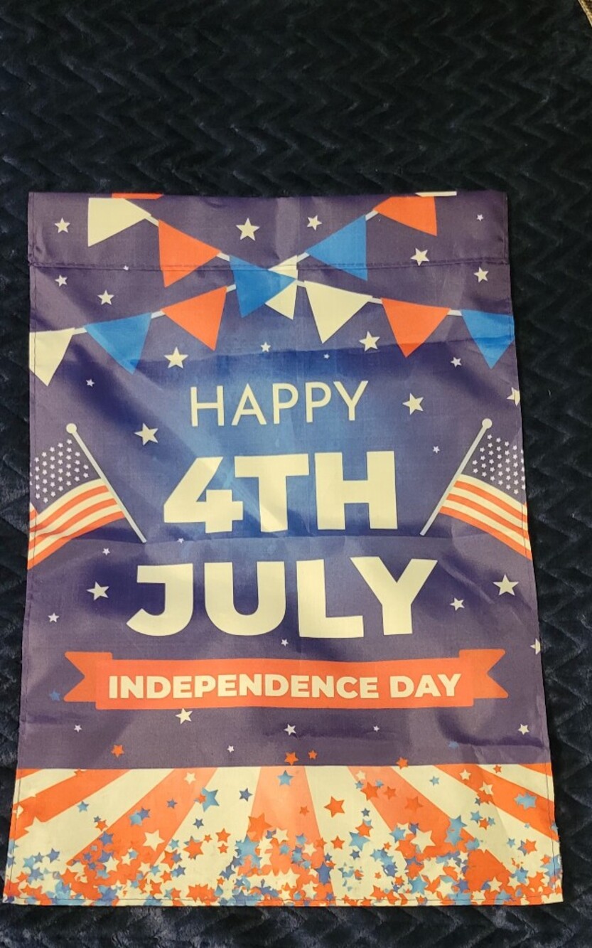 Patriotic Happy 4th July Garden Flag - White/Blue/Red